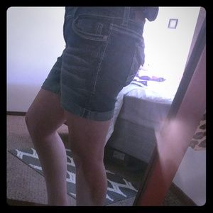 Jean Capri shorts